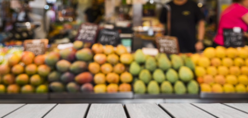 Exposição controlada de hortifruti em supermercados